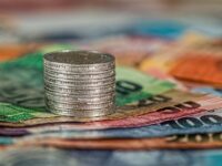 US Regional Banks Face Investor Scrutiny Amid Credit Concerns and Fraud Allegations