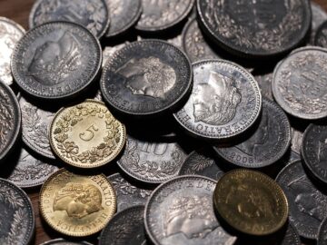 How Rising Interest Rates Are Reshaping Your Investment Strategy in 2023