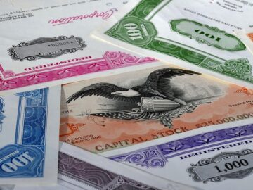 Market Reacts: Key Earnings Reports Set to Drive Stock Trends This Week